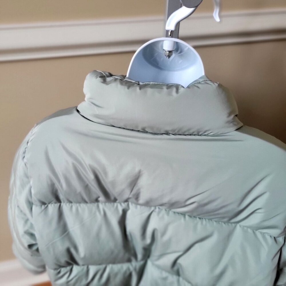 Forever 21 Puffer Jacket  Zipper Closure  in Sage Green - L - Picture 5 of 6